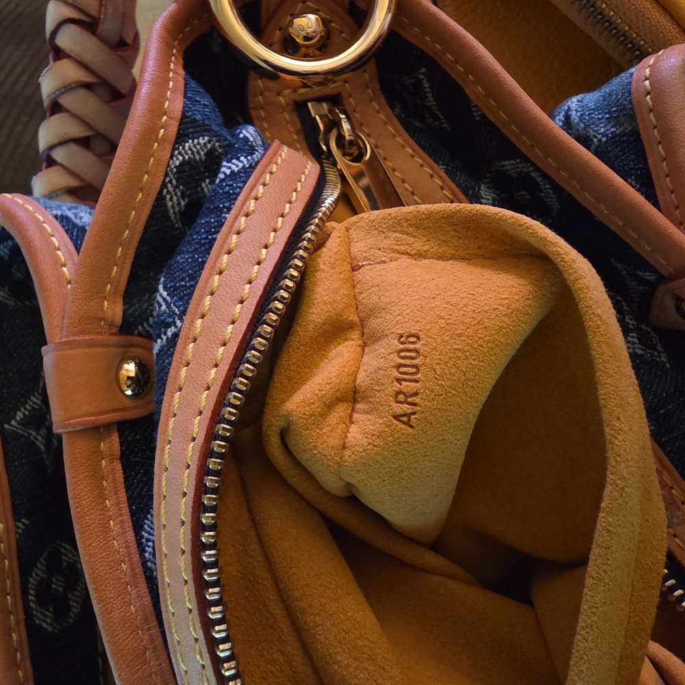 Louis Vuitton Cabas Reyes Denim Tote - Picture 8 of 14
